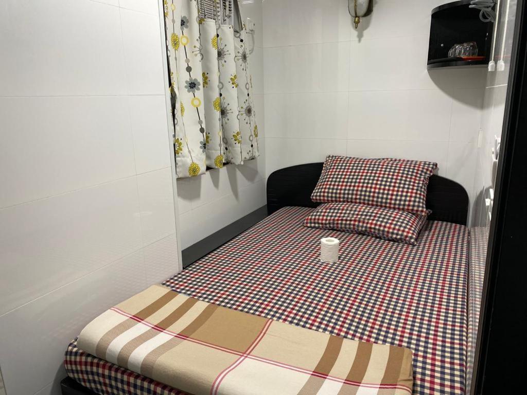 New Day Night Hostel Гонконг Экстерьер фото