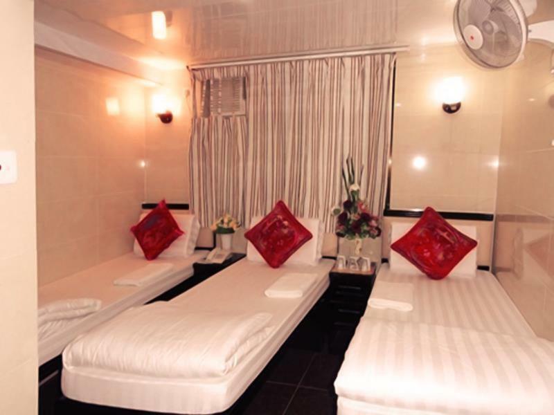 New Day Night Hostel Гонконг Экстерьер фото